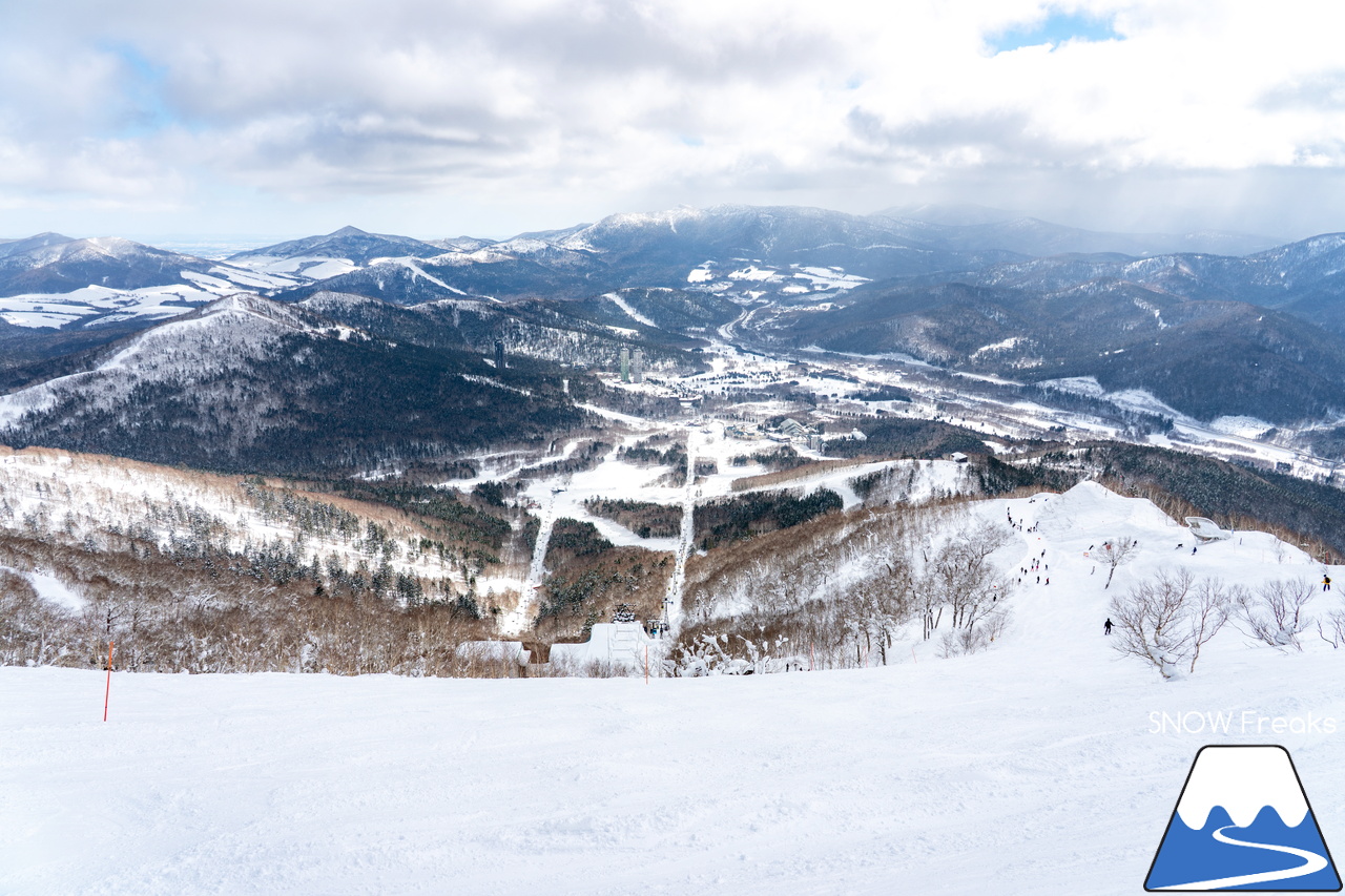 星野リゾート　トマム｜まだまだ積雪たっぷり！ゲレンデも、スロープスタイルパークも、アドベンチャーマウンテンも。。。春シーズンも楽しみ満載の『星野リゾート　トマム』です(^^)/